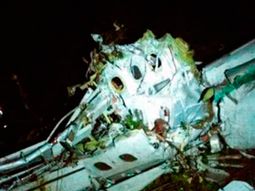 El plantel de Chapecoense cambió de avión antes de la tragedia. El plantel de Chapecoense cambió de avión antes de la tragedia.