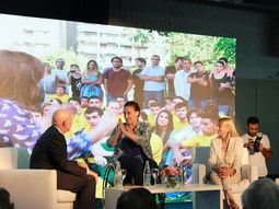 No se necesita un hombre orquesta, sino una gran directora como lo es Gabriela Michetti