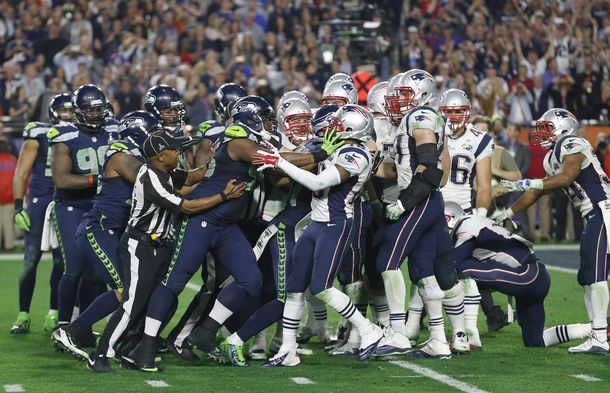 Todos contra todos: mirá el bochornoso y violento final del Super Bowl