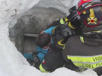 El chico fue rescatado del hotel Rigopiano