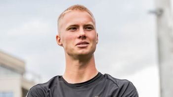 quien es daniel gudjohnsen, el islandes que sorprendio a messi tras el amistoso con argentina quien es daniel gudjohnsen, el islandes que sorprendio a messi tras el amistoso con argentina