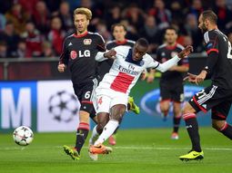 el psg de lavezzi y pastore goleo y puso un pie en cuartos de final el psg de lavezzi y pastore goleo y puso un pie en cuartos de final