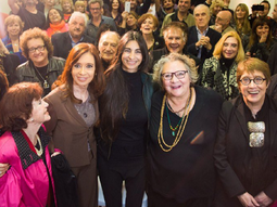 actores y referentes de la cultura se reencontraron con cristina kirchner actores y referentes de la cultura se reencontraron con cristina kirchner