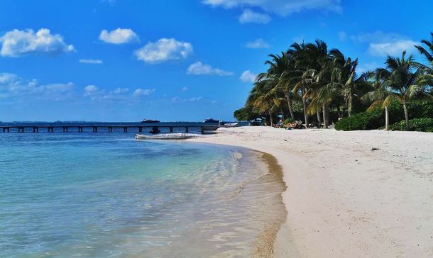 La Península de Yucatán se destaca por hermosas playas.