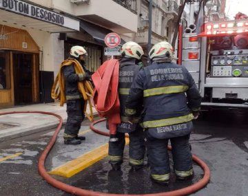 Incendio en Recoleta: se prendió fuego un colchón y murió un hombre