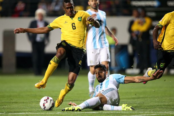 Alerta en la Selección: Garay está en duda por un problema estomacal