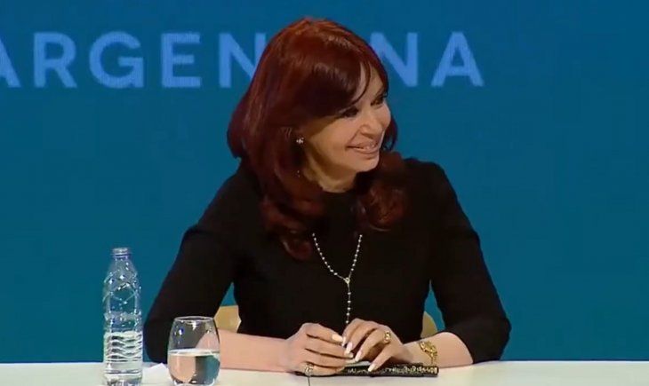 VIDEO: El divertido elogio que hizo reír a Cristina Kirchner