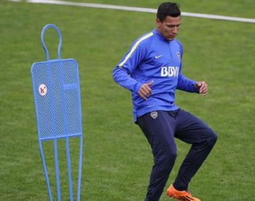 Chávez dejó la práctica y es duda para el Superclásico