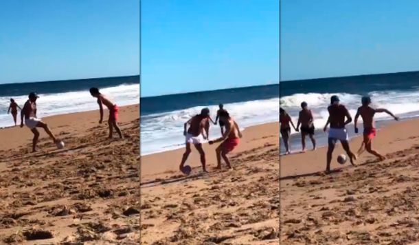 El último gran 10 de Boca, intacto: Juan Román Riquelme mostró su habilidad en la playa