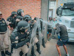 Mar del Plata: reprimen a trabajadores de un frigorífico que protestan por salarios