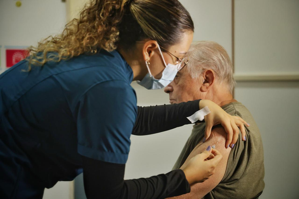 Comenzó la vacunación antigripal en más de 85 hospitales y centros de salud de la Ciudad