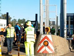 tragedia en panamericana: un hombre murio tras estrellar su auto contra una cabina de peaje tragedia en panamericana: un hombre murio tras estrellar su auto contra una cabina de peaje