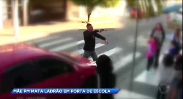 Brasil: una policía de civil mató a un ladrón frente a una escuela llena de chicos