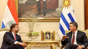 Los presidentes Luis Lacalle Pou y Santiago Peña avanzaron en la agenda bilateral de Uruguay y Paraguay. Los presidentes Luis Lacalle Pou y Santiago Peña avanzaron en la agenda bilateral de Uruguay y Paraguay.