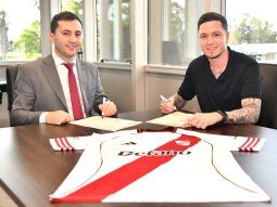 river hizo oficial la contratacion de anibal moreno river hizo oficial la contratacion de anibal moreno