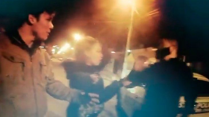 comodoro-violenta-reaccion-un-instructor-artes-marciales-un-control-policial