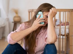 La Reforma Laboral no cambia las licencias por paternidad y Argentina sigue entre los peores de la región