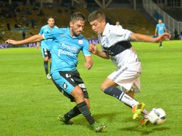 Belgrano goleó a Gimnasia y salió del último puesto