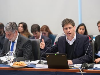 El kirchnerismo busca el dictamen favorable del Presupuesto en Diputados