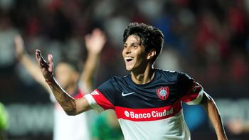 con un gol agonico de barrientos en el descuento, san lorenzo lo dio vuelta con un gol agonico de barrientos en el descuento, san lorenzo lo dio vuelta