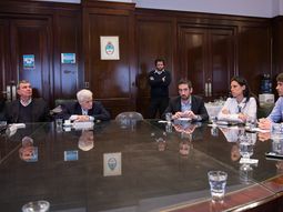 El Gobierno pidió a la CGT de Caló que colabore para evitar abusos de precios
