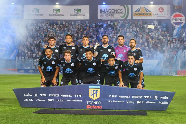 Belgrano sorprendió y se impuso 4-2 ante Atlético Tucumán