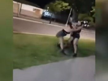 Corrientes: brutal pelea entre adolescentes a la salida de un boliche