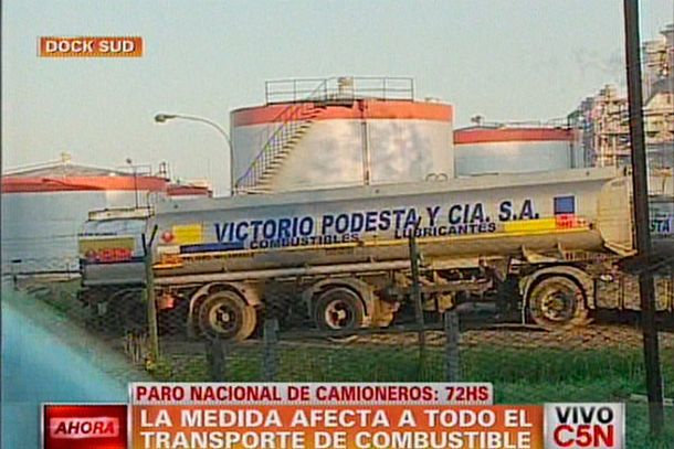 Las refinerías de Dock Sud siguen bloqueadas