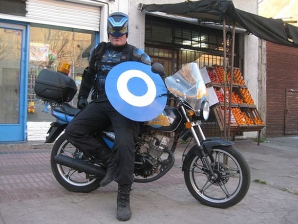 Deprimido y con miedo, el Capitán Menganno dejó de patrullar