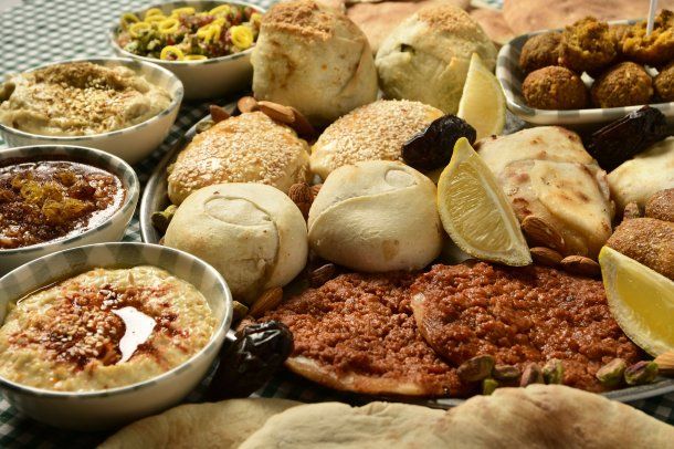 Cuál es el restaurante de cocina árabe sefaradí ubicado en el centro porteño