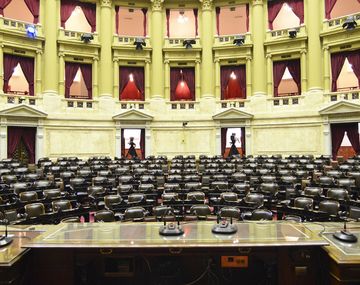 Diputados rechazaron pasar a cuarto intermedio por represión afuera del Congreso
