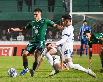 Flojos: Sarmiento y Talleres no se sacaron ventajas en Junín