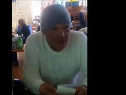 Lo llamaron de España y Japón: Alejandro canta el tango como ninguno y se volvió viral mientras está en situación de calle