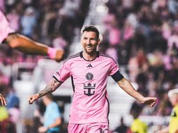 el gol de lionel messi para el 2-0 de inter miami ante nashville