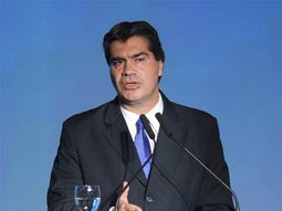 necesitamos un tipo de cambio competitivo a largo plazo necesitamos un tipo de cambio competitivo a largo plazo