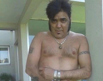 Copió a Cristian Castro: furor por las fotos de Pocho La Pantera en sunga