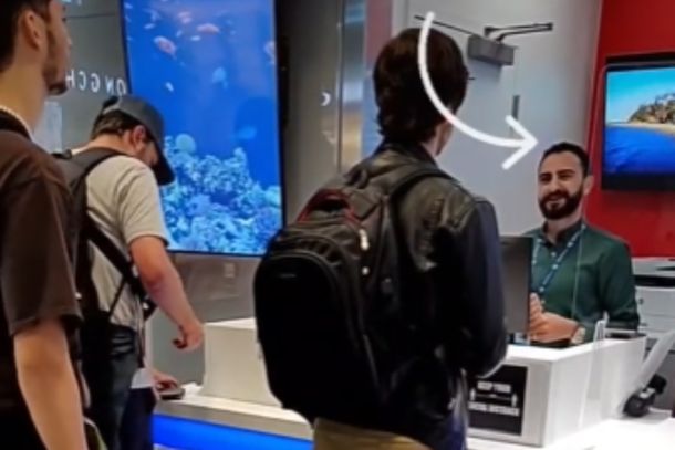 El cajero se rió cuando el joven argentino le consultó acerca del cambio.&nbsp;