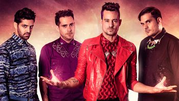 bombazo: vuelve tan bionica bombazo: vuelve tan bionica