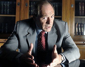 Eugenio Zaffaroni: Pepín asumió el papel de una María Julia en pantalones