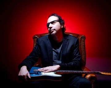 Trazar Diamantes regresa a la escena musical con su nuevo single “Contraespionaje”