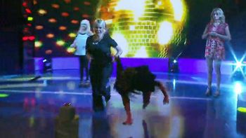 de cabeza al piso: la terrible caida de barbie velez en un programa de cabeza al piso: la terrible caida de barbie velez en un programa