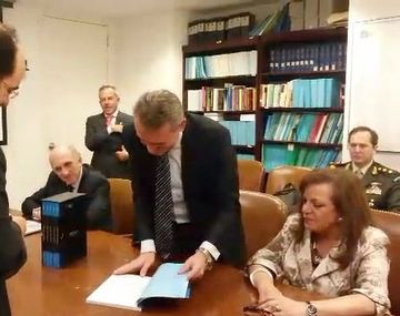 Rossi entregó a la CIDH las actas secretas la Dictadura