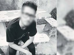 El hombre la tomó del cuello y la ahorcó durante más de un minuto