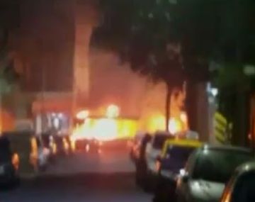 Se incendió un colectivo en Caballito