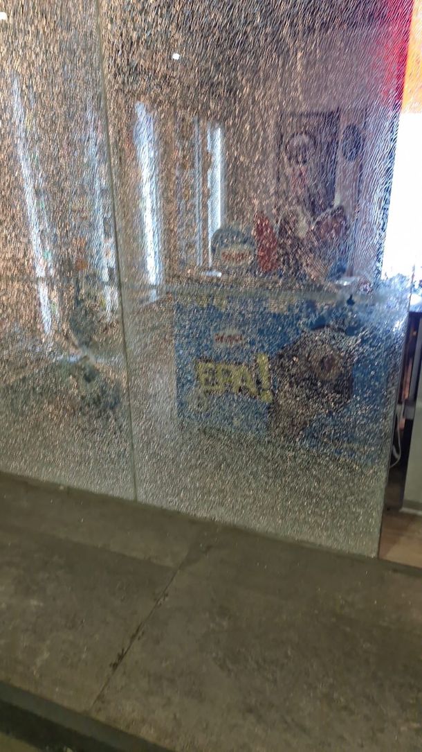 Por la balacera solo se reportaron daños materiales en la estación de servicio Por la balacera solo se reportaron daños materiales en la estación de servicio