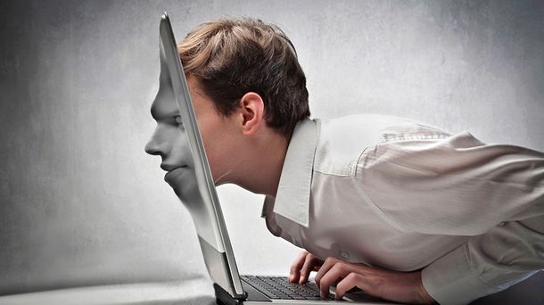 ¿Te despertás en mitad de la noche y agarrás el celular? Podés ser adicto a Internet