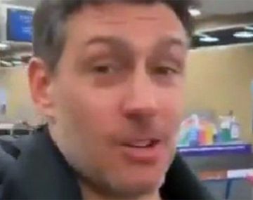 Quién es el sujeto que discriminó a una azafata de Aerolíneas