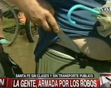 Vecinos de Santa Fe se arman por miedo a los robos tras la inundación