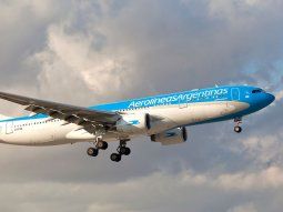 Aerolíneas Argentinas canceló siete vuelos por el aumento de casos de Covid-19