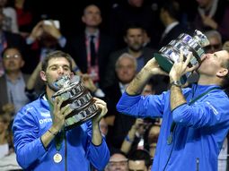 Del Potro y Delbonis, con la Ensaladera Del Potro y Delbonis, con la Ensaladera